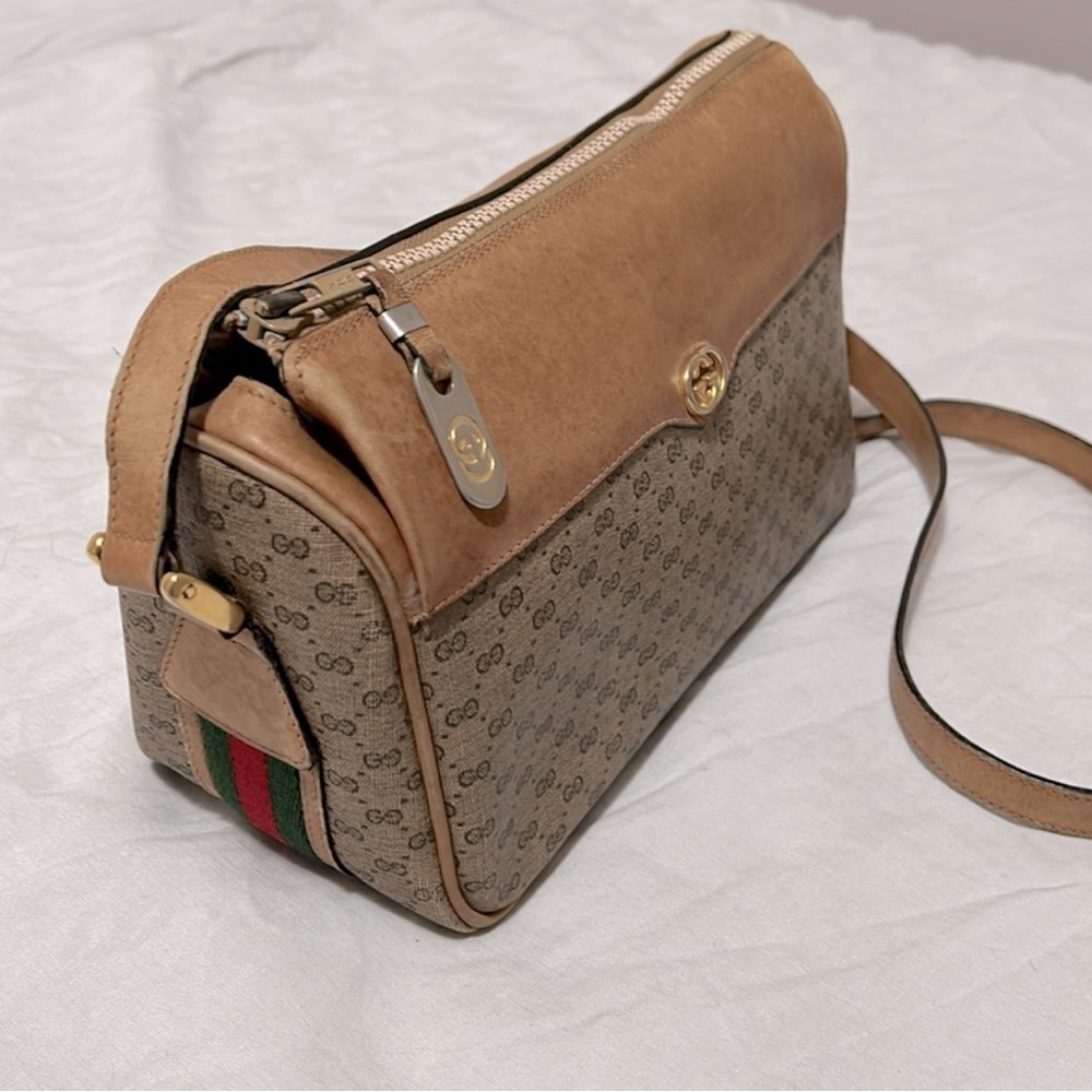 🌼🌸🌼🌸FLASH SALE gucci sherry micro GG leather and canvas crossbody